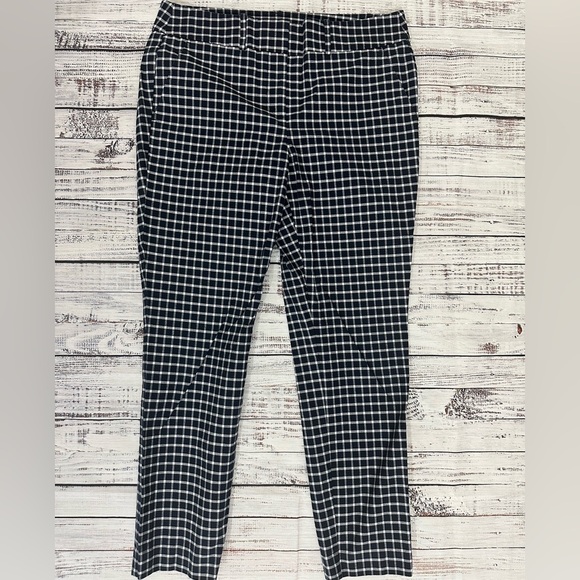 LOFT Pants - LOFT Modern Skinny‎ Ankle Pants Sz. 10